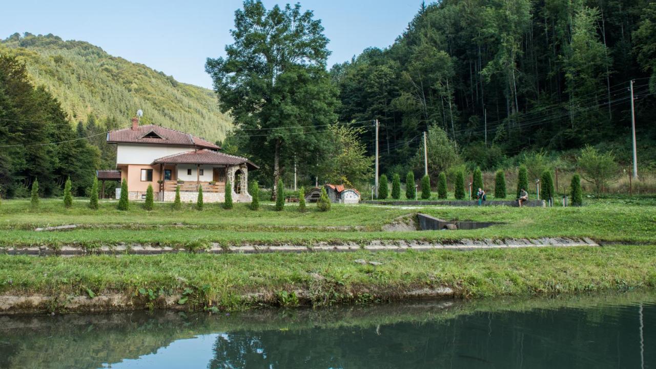 Къща За Гости Черна Река Ribarica Extérieur photo